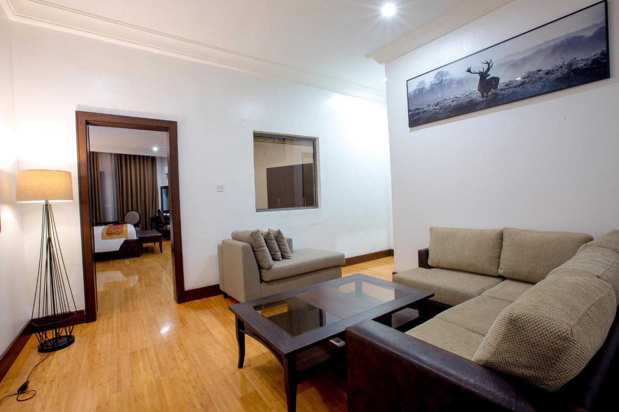 Johnwood Hotel By Bolton Abuja Exterior foto