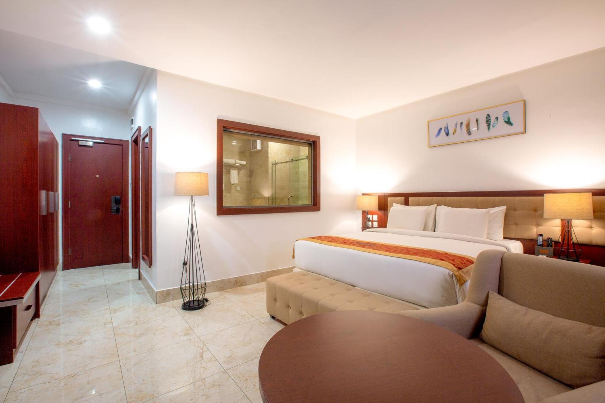 Johnwood Hotel By Bolton Abuja Exterior foto